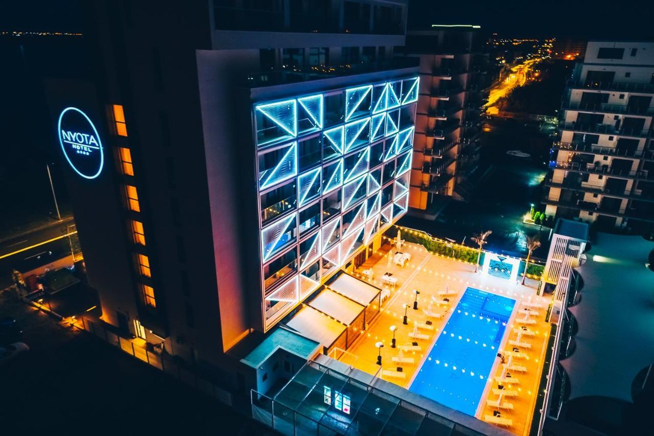 Nyota Hotel & Conference Center Mamaia Exterior foto
